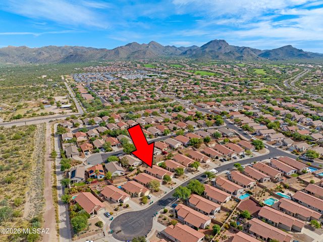5582 W Sunset Vista Place, Marana, AZ 85658