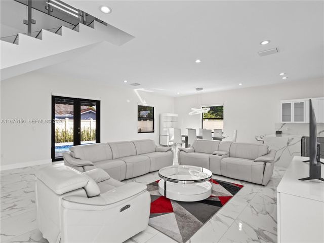 13331 SW 41st St, Miami, FL 33175