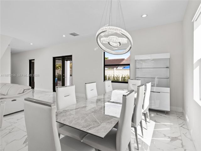 13331 SW 41st St, Miami, FL 33175