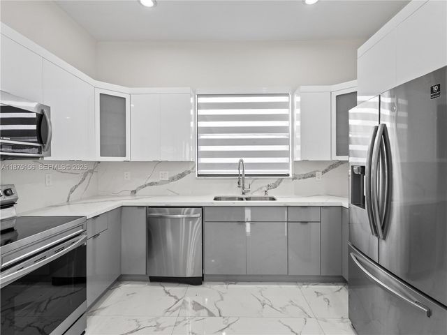 13331 SW 41st St, Miami, FL 33175