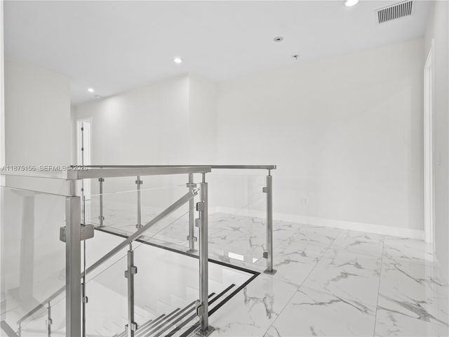 13331 SW 41st St, Miami, FL 33175