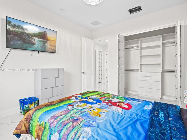 13331 SW 41st St, Miami, FL 33175