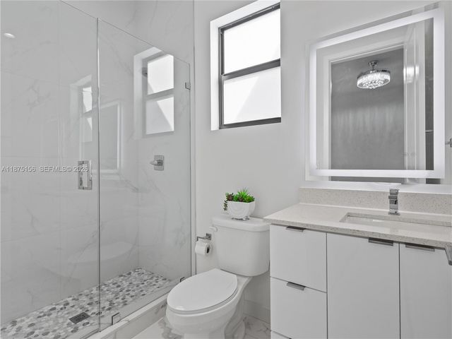 13331 SW 41st St, Miami, FL 33175