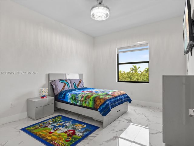 13331 SW 41st St, Miami, FL 33175