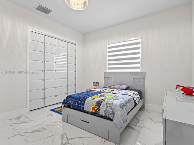 13331 SW 41st St, Miami, FL 33175