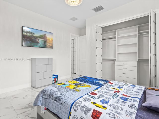 13331 SW 41st St, Miami, FL 33175