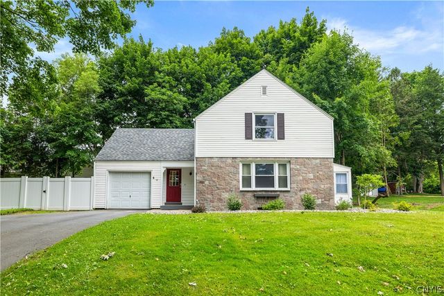 10 Bedford Drive, Whitestown, NY 13492
