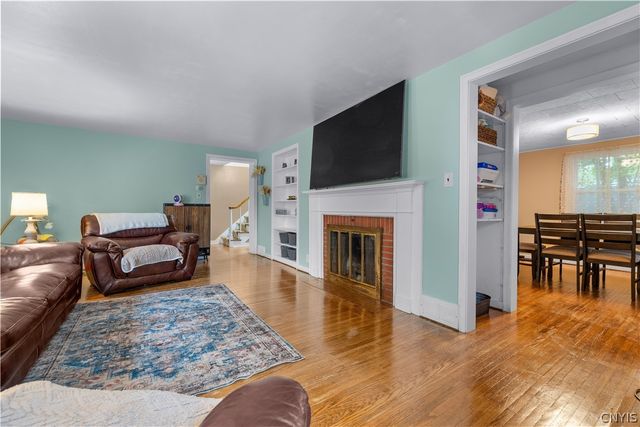 10 Bedford Drive, Whitestown, NY 13492