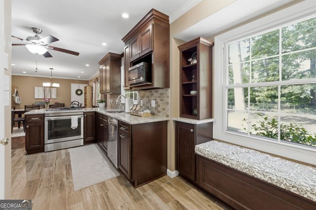 2196 Winding Way, Tucker, GA 30084