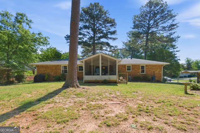 2196 Winding Way, Tucker, GA 30084
