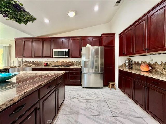 3585 Ambrose, Corona, CA 92882