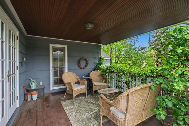 588 Central Avenue, Holland City, MI 49423