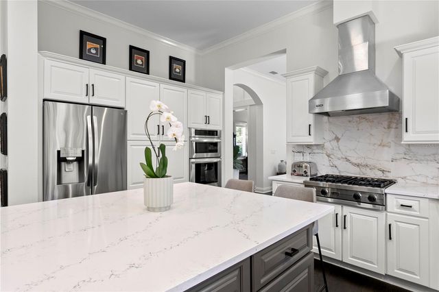 404 S CLARK AVENUE, Tampa, FL 33609