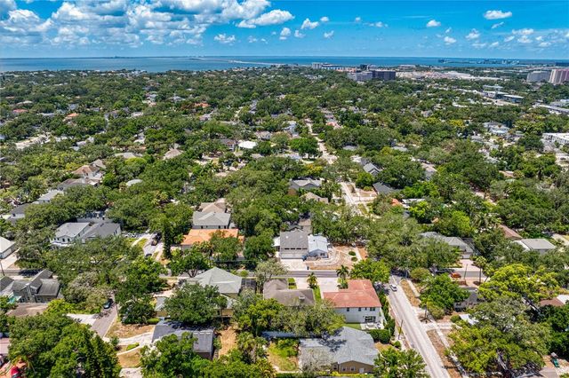 404 S CLARK AVENUE, Tampa, FL 33609