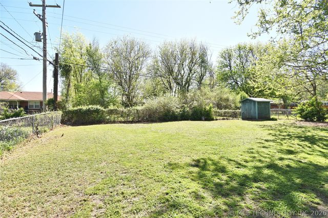 533 S 107th East Avenue, Tulsa, OK 74128