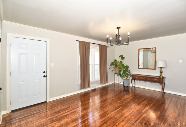 533 S 107th East Avenue, Tulsa, OK 74128