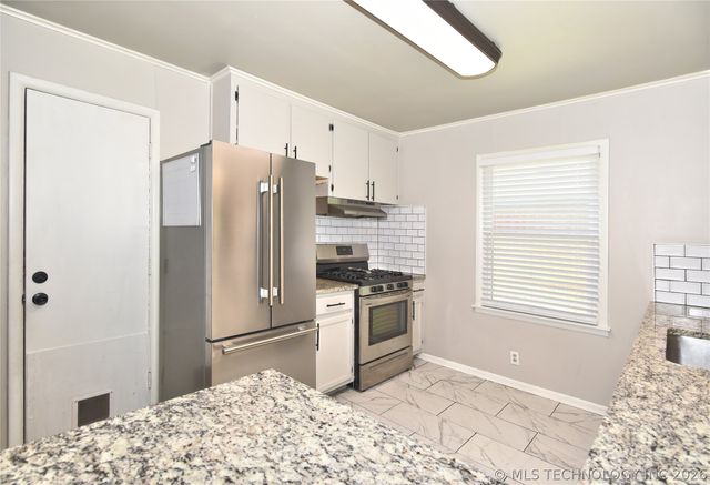 533 S 107th East Avenue, Tulsa, OK 74128