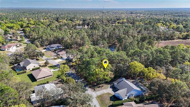 20 Hawthorne Court, Homosassa, FL 34446