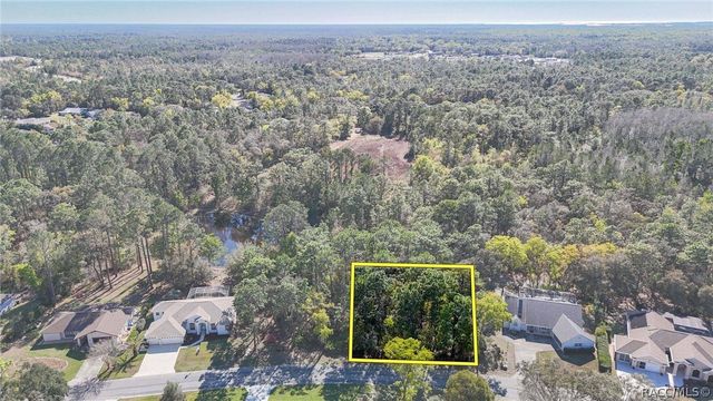 20 Hawthorne Court, Homosassa, FL 34446