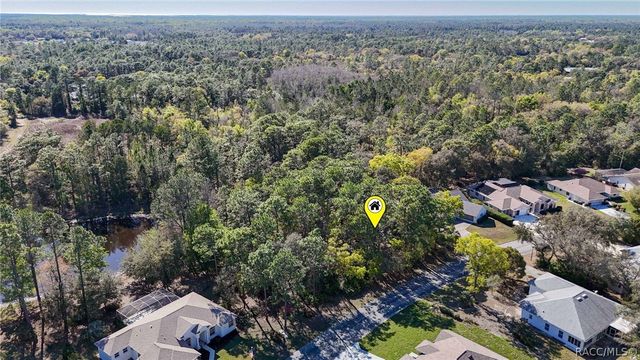 20 Hawthorne Court, Homosassa, FL 34446