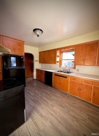 1541 Strong Avenue, Elkhart, IN 46514