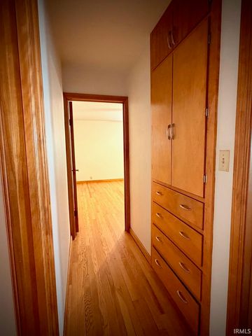 1541 Strong Avenue, Elkhart, IN 46514