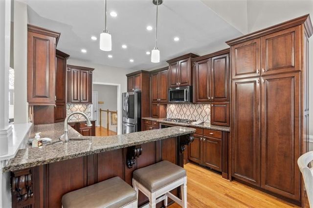 36 Wellington Drive, Cartersville, GA 30120