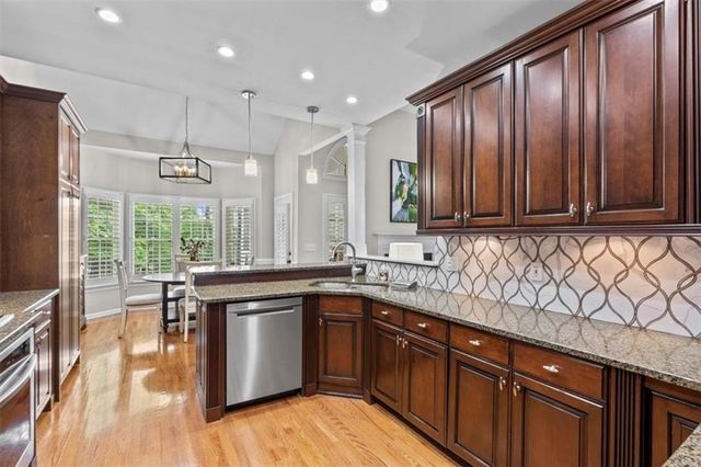 36 Wellington Drive, Cartersville, GA 30120