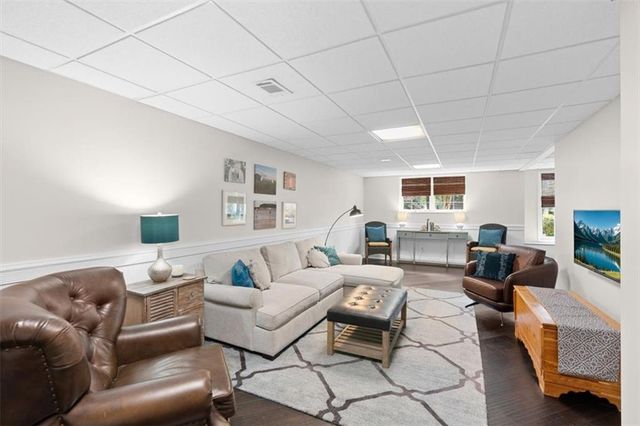 36 Wellington Drive, Cartersville, GA 30120