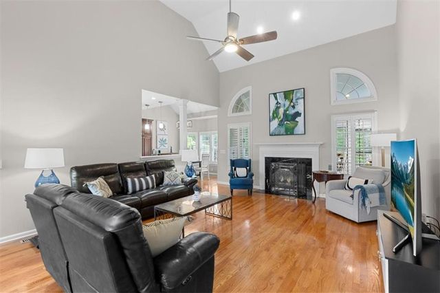 36 Wellington Drive, Cartersville, GA 30120