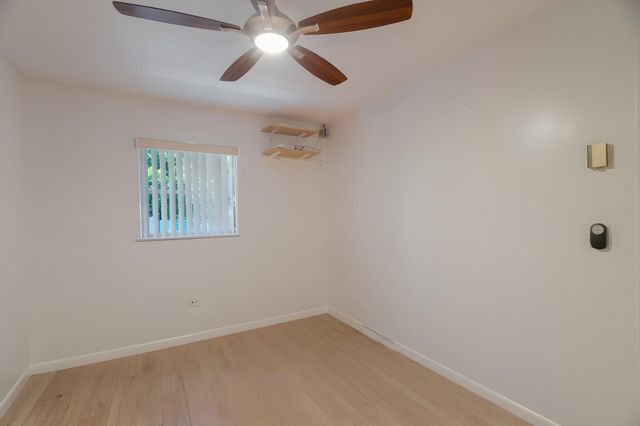 728 RIDGE Road 30, Lantana, FL 33462
