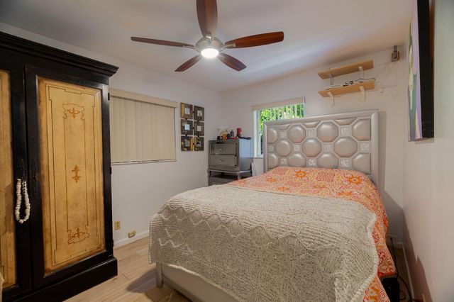 728 RIDGE Road 30, Lantana, FL 33462