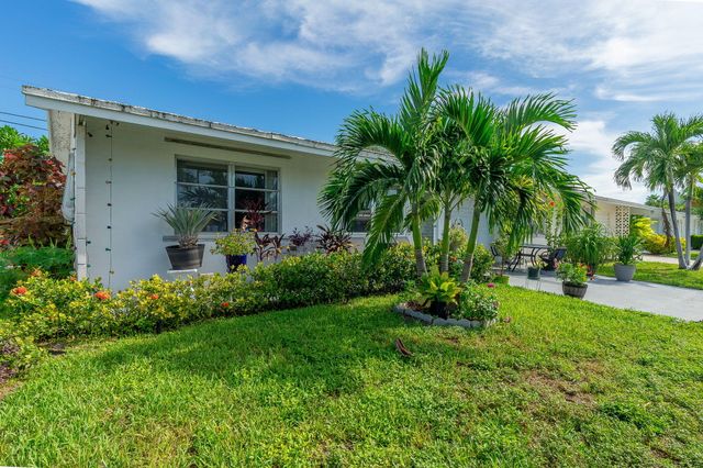 728 RIDGE Road 30, Lantana, FL 33462