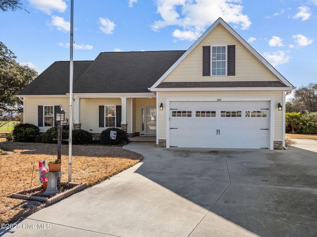 129 Buds Lane, Swansboro, NC 28584