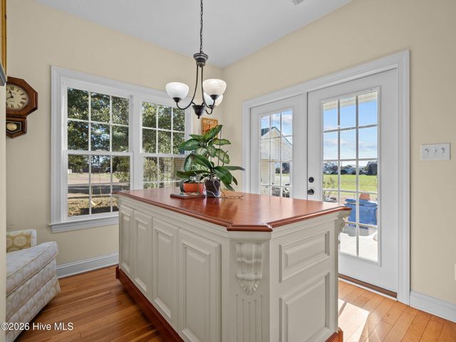 129 Buds Lane, Swansboro, NC 28584