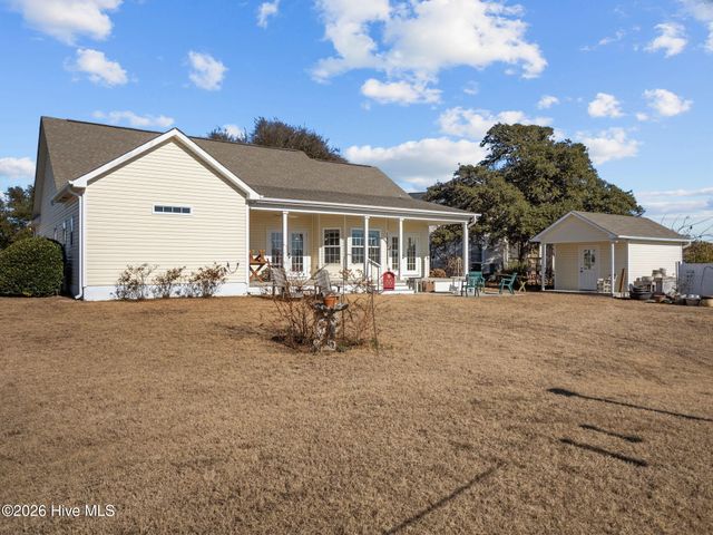 129 Buds Lane, Swansboro, NC 28584