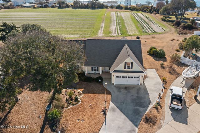 129 Buds Lane, Swansboro, NC 28584