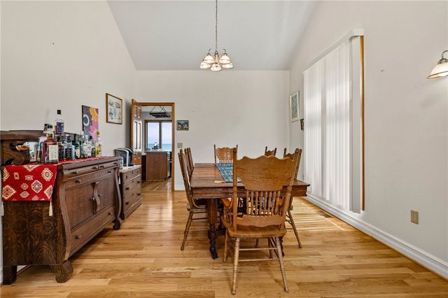 1792 Edgemere Drive, Greece, NY 14612