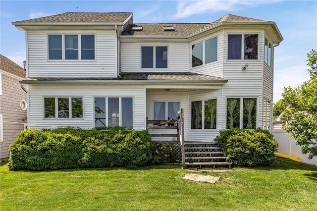 1792 Edgemere Drive, Greece, NY 14612