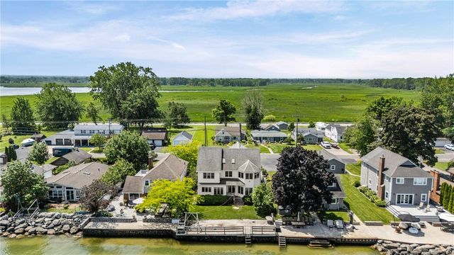 1792 Edgemere Drive, Greece, NY 14612