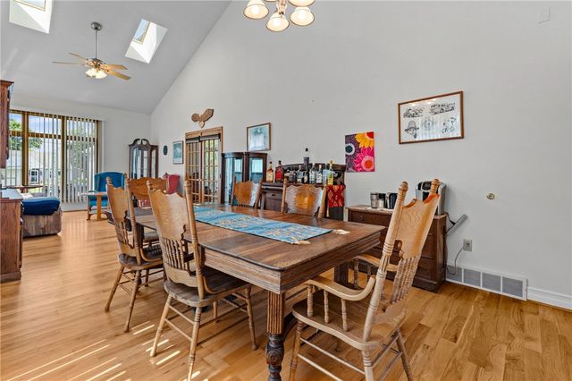 1792 Edgemere Drive, Greece, NY 14612