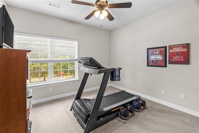 28 Harborough Drive, Bella Vista, AR 72714