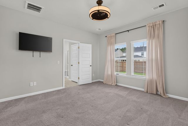 136 Post Mill Drive, Summerville, SC 29485