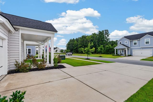 136 Post Mill Drive, Summerville, SC 29485