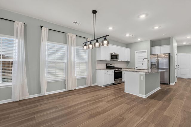 136 Post Mill Drive, Summerville, SC 29485