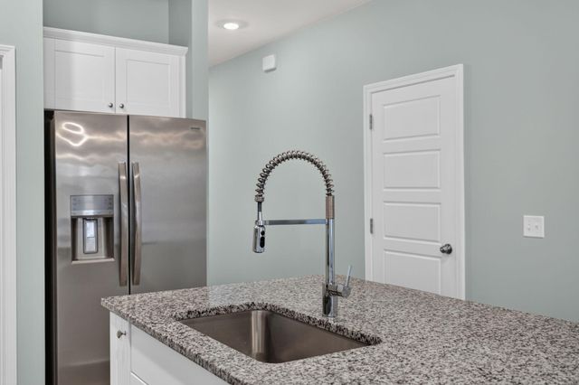 136 Post Mill Drive, Summerville, SC 29485