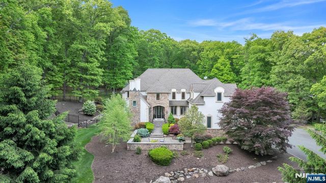 127 Waughaw Road, Montville Township, NJ 07082