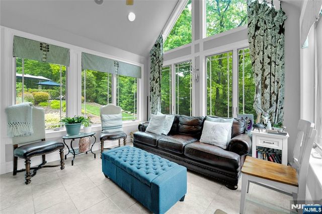 127 Waughaw Road, Montville Township, NJ 07082