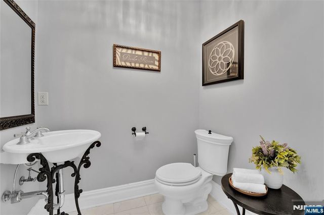 127 Waughaw Road, Montville Township, NJ 07082