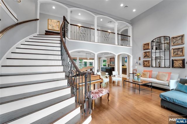127 Waughaw Road, Montville Township, NJ 07082